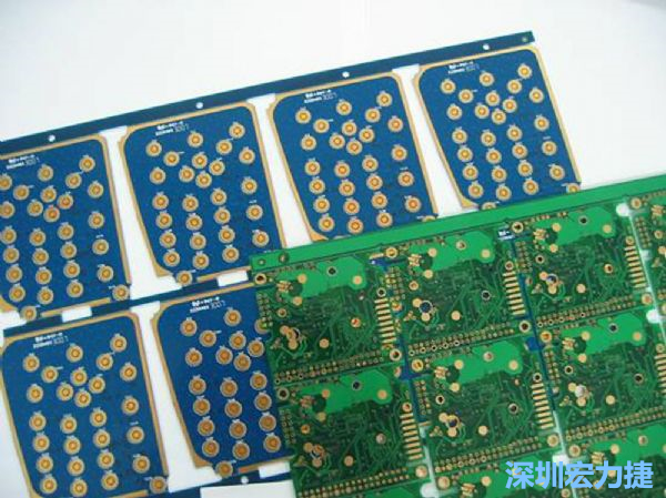 PBC與HDI等硬質(zhì)載板因應(yīng)不同構(gòu)型的結(jié)構(gòu)組裝需求，能做的彈性設(shè)計有限，必須搭配FPC軟板進行整合設(shè)計。