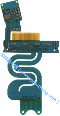 針對需要大幅撓曲應用的特殊結(jié)構(gòu)造型，F(xiàn)PCB可進行彈性雷射裁型，讓FPCB材料的撓曲能力更佳。